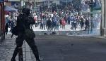 Gasificación a marchistas en el centro paceño y bloqueo en el aeropuerto de El Alto