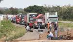 “No tenemos agua ni comida”: el dramático pedido de choferes atrapados por los bloqueos