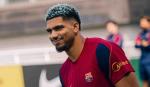 Oficial: Barcelona cede a Ronald Araujo al Liverpool
