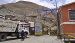 Aprehenden a tres personas que intentaron ingresar a Huanuni para robar mineral