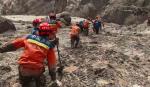 Nepal intenta abrir túneles para rescatar a 933 trabajadores