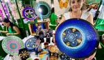 Expocruz 2026: María Angélica presenta sus creaciones en puntillismo